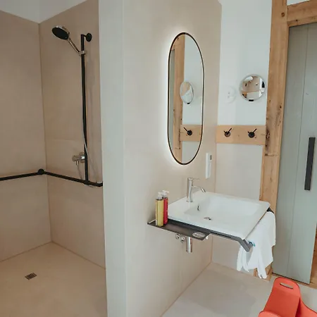 מלון Biohotel Wildland Natural Hornbostel